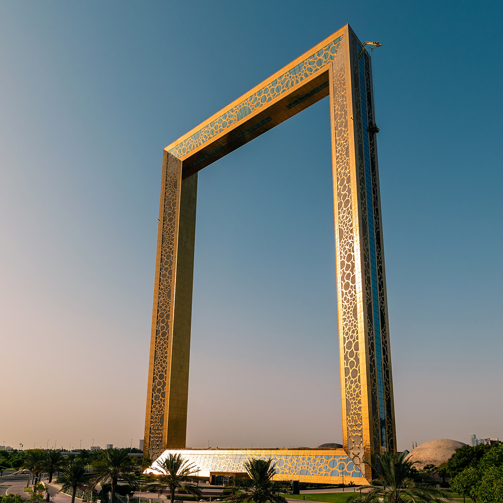 The frame (biggest one)